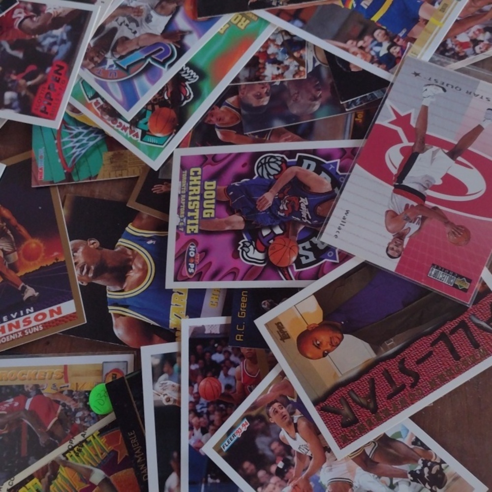 Assorted Basketball Trading Cards - Picture 6 of 6